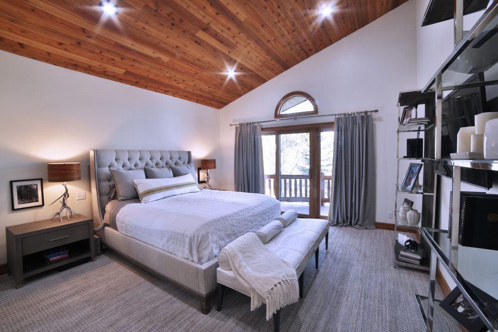 Bedroom - transitional bedroom idea in Salt Lake City