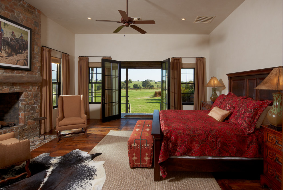 Ranch Rustic Bedroom Houston by Thompson Custom Homes Houzz