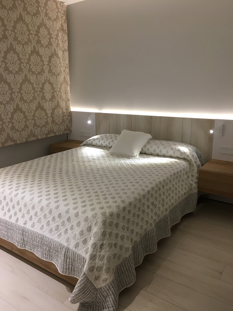 Immagine di una camera da letto design
