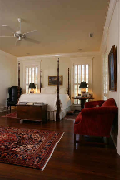 Mediterranes Schlafzimmer in Charleston