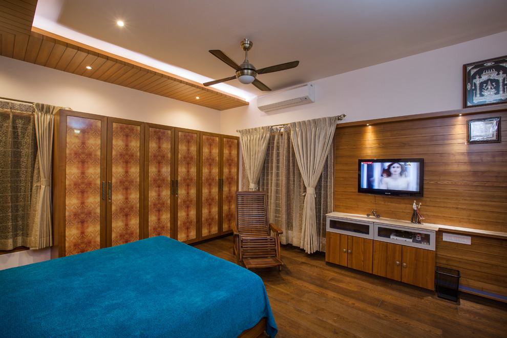 バンガロールにあるアジアンスタイルのおしゃれな寝室