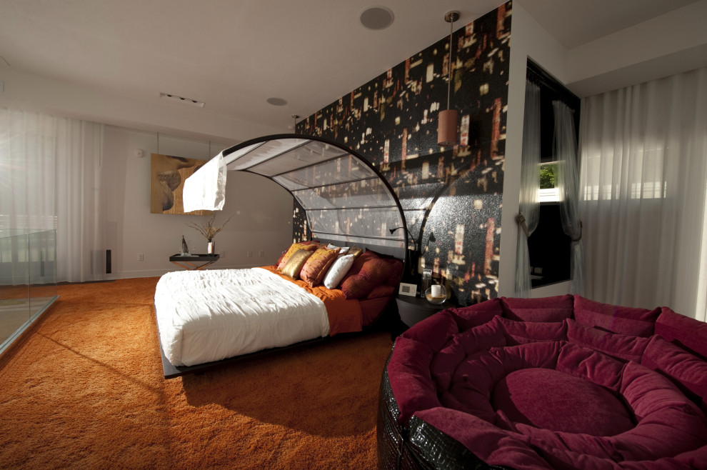 Modelo de dormitorio principal minimalista con paredes negras y moqueta