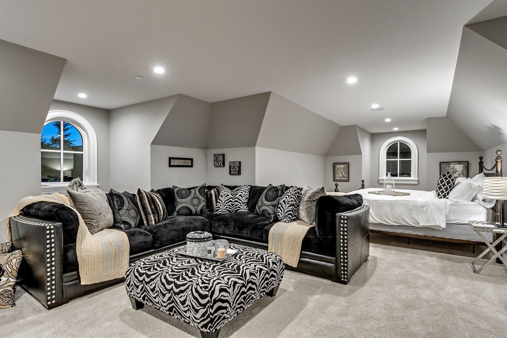 Foto di una camera degli ospiti chic di medie dimensioni con pareti grigie, moquette e pavimento grigio