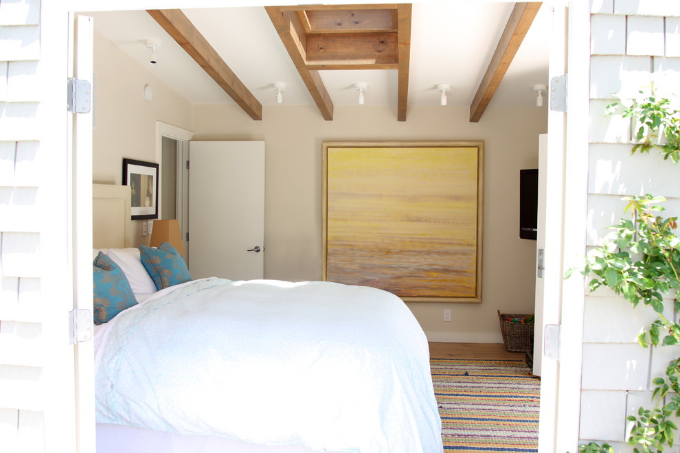 Photo of a rustic master bedroom in Los Angeles.