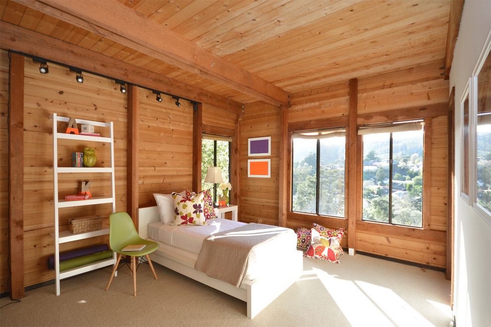 Идея дизайна: спальня в стиле рустика с ковровым покрытием без камина