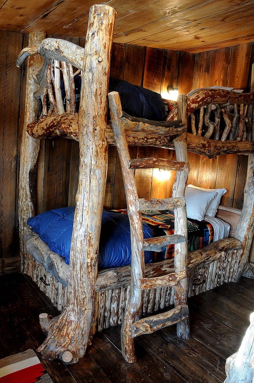 10 Hideous Cabin Decor Fails You Won't Be Able To Unsee