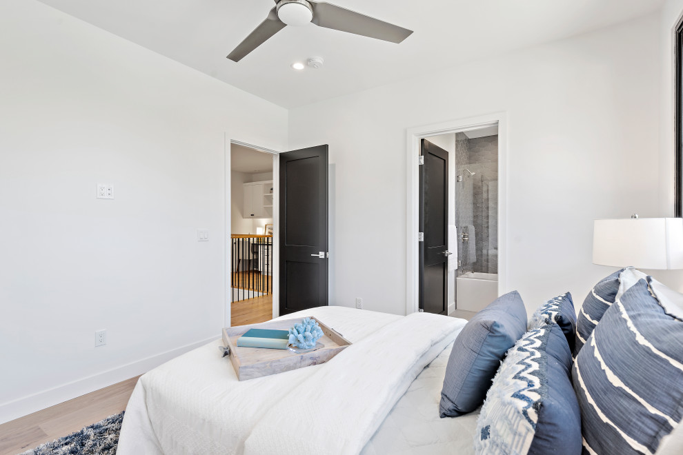 San Carlos, CA Modern Farmhouse Guest Bedroom Farmhouse Bedroom