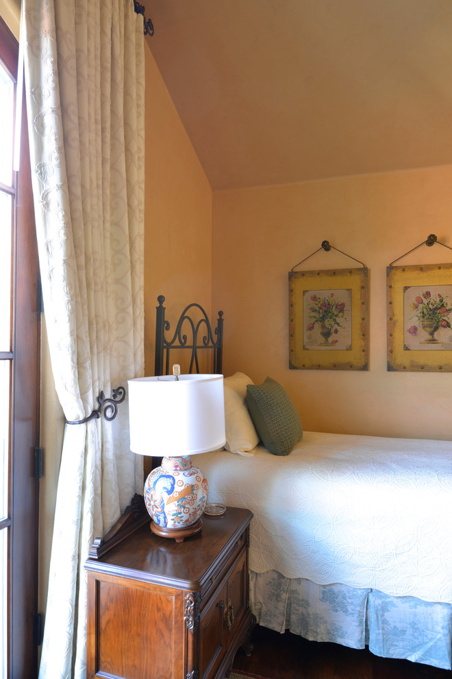 Bedroom - traditional bedroom idea in Austin