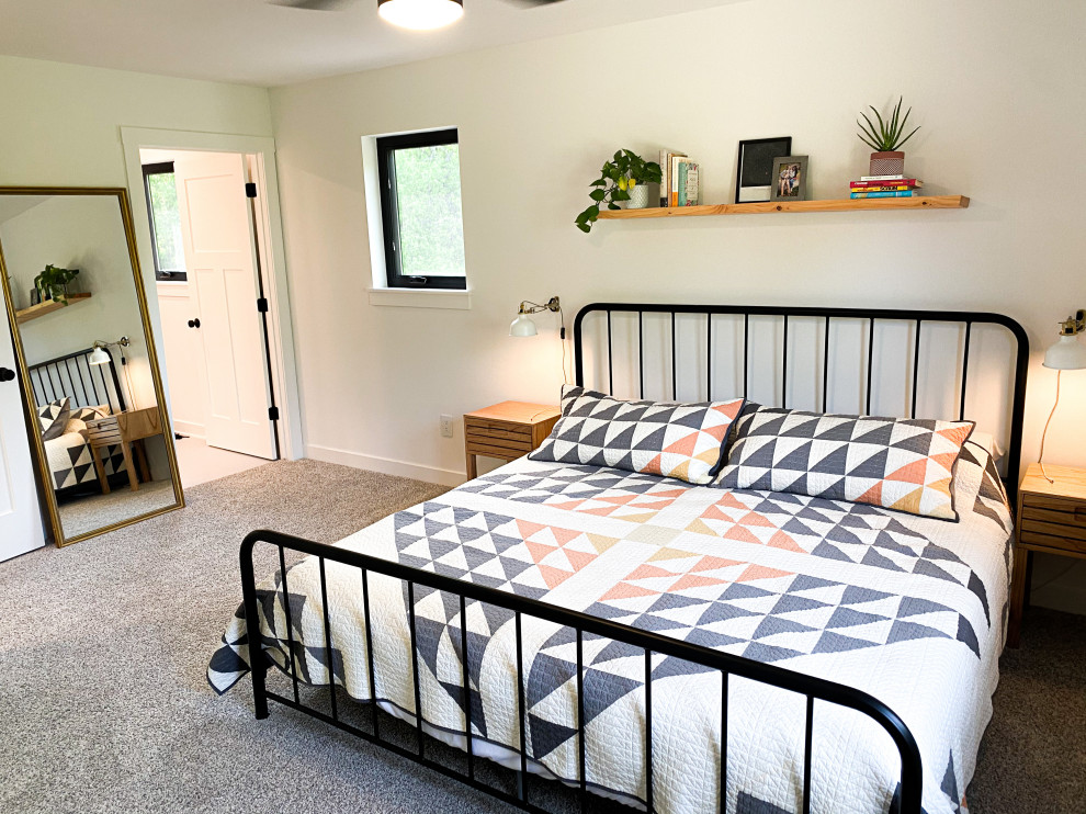 Design ideas for a scandinavian bedroom in Milwaukee.