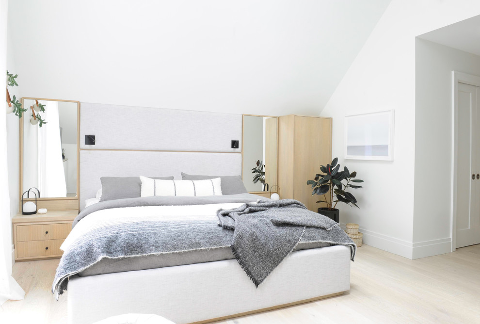 Inspiration for a contemporary bedroom remodel in Vancouver