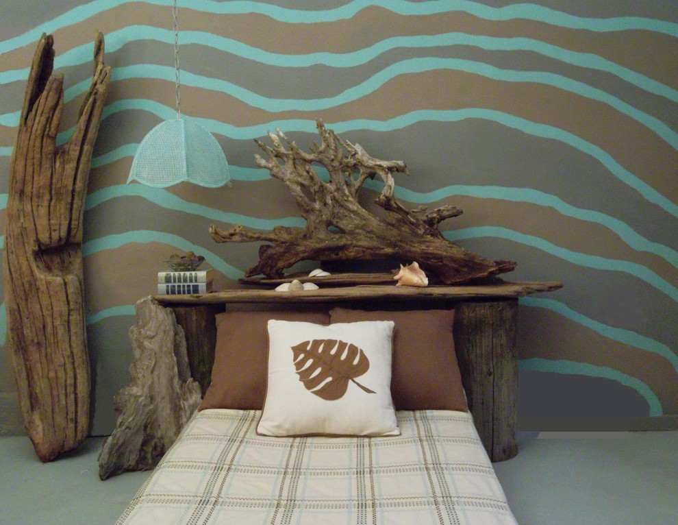 Photo of a world-inspired bedroom in Seattle.