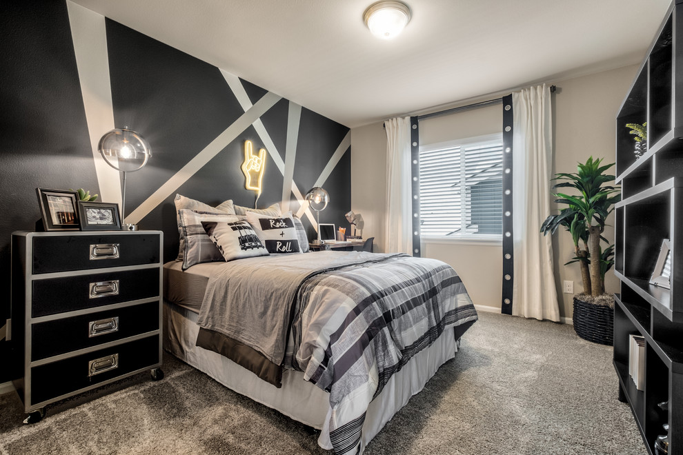 На фото: гостевая спальня среднего размера, (комната для гостей) в стиле модернизм с черными стенами, ковровым покрытием и серым полом без камина
