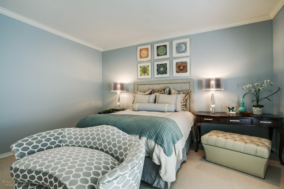 Medium sized classic guest bedroom in Dallas with blue walls, carpet and no fireplace.