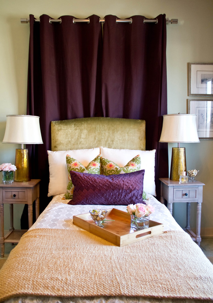 Bedroom photo in Los Angeles