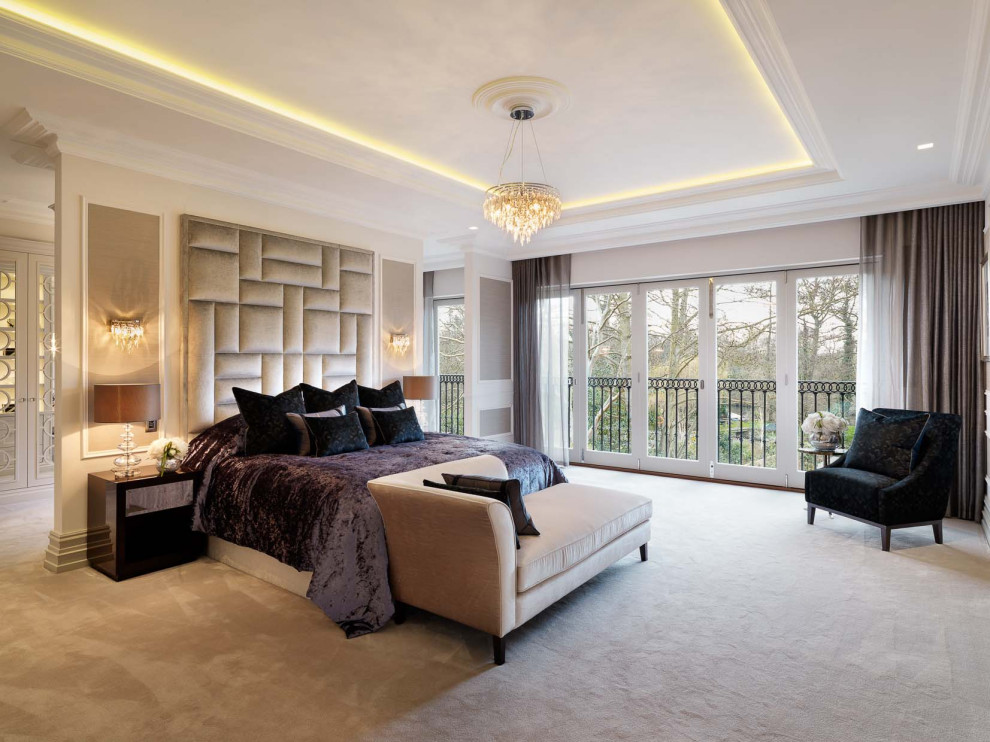This is an example of a traditional bedroom in Surrey.