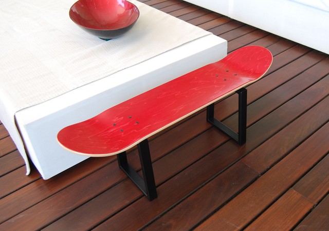 Skateboard stool, coffee table or magazine rack. No comply Red - Stile  Marinaro - Camera da Letto - Valencia - di skate-home | Houzz