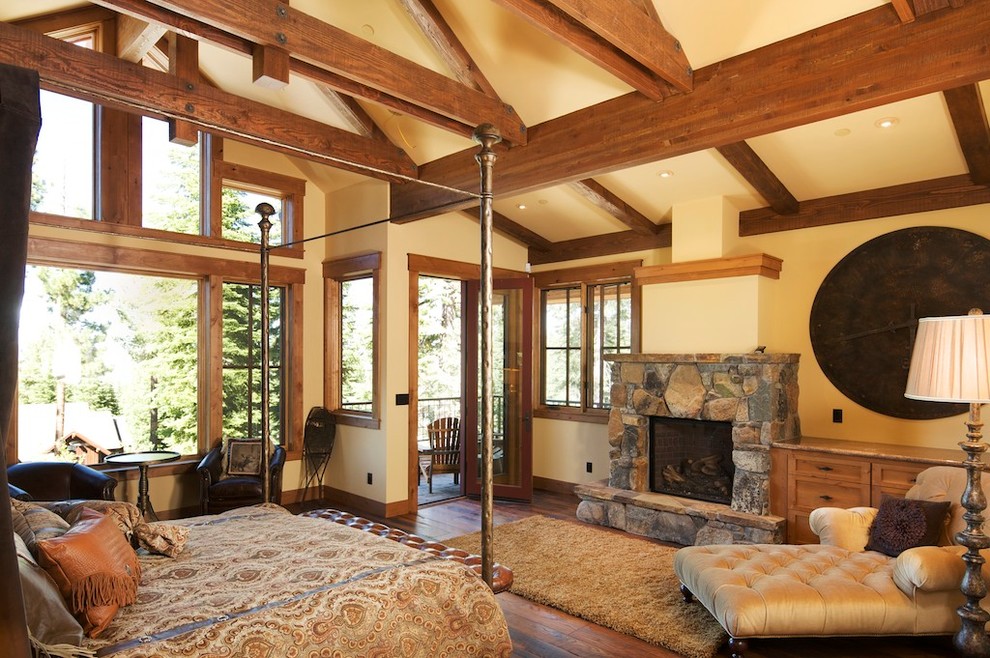 This is an example of a rustic bedroom in Sacramento.