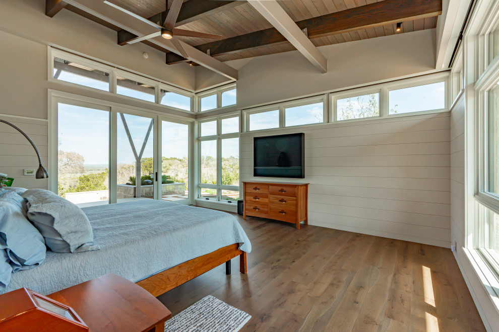 Skyview Terrace Bedroom Austin by BarleyPfeiffer Architecture