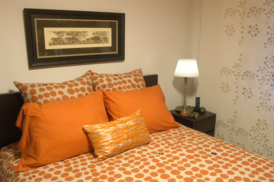 Стильный дизайн: гостевая спальня (комната для гостей) в современном стиле - последний тренд
