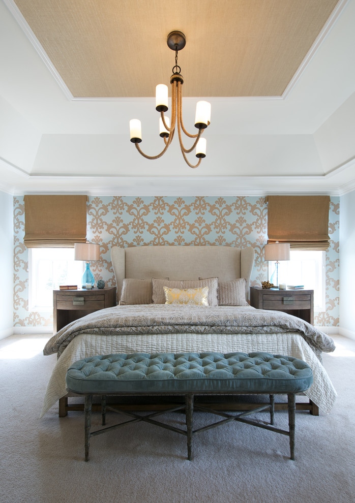 Стильный дизайн: спальня среднего размера в морском стиле - последний тренд