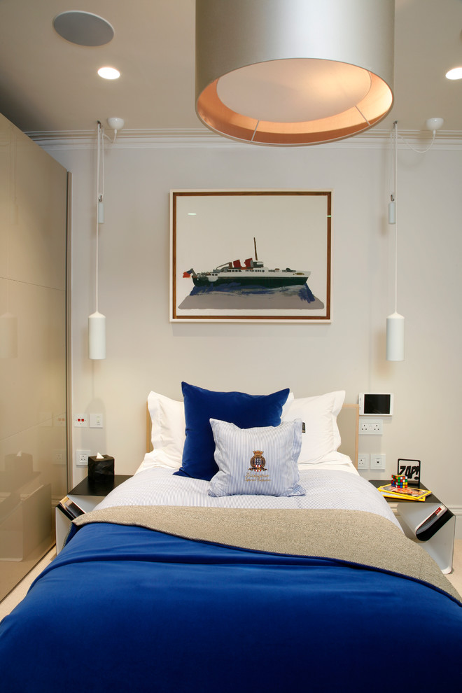 Photo of a modern bedroom in London with white walls.