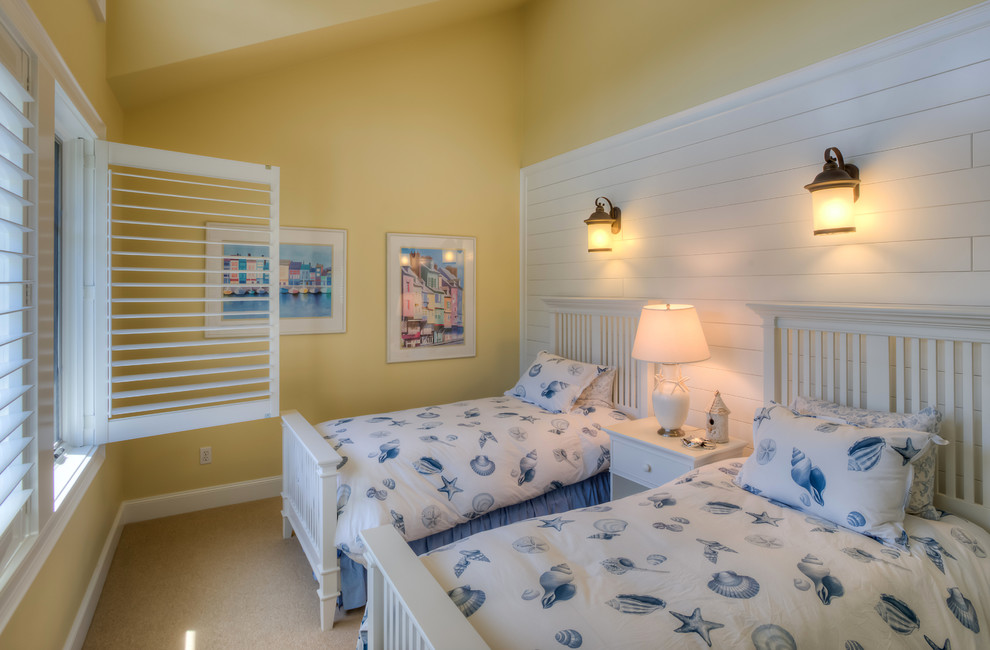 Источник вдохновения для домашнего уюта: спальня в морском стиле