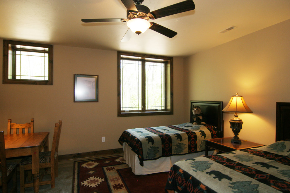 Bedroom - traditional bedroom idea in Grand Rapids
