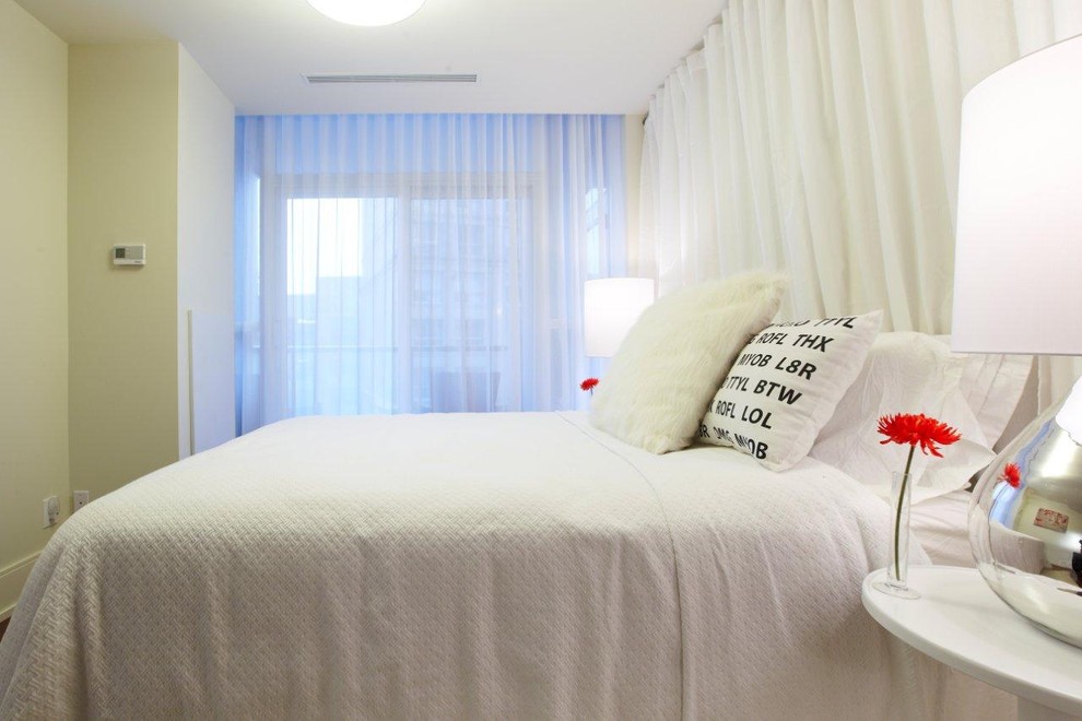 St Lawrence Market Condo Guest Bedroom Modern Bedroom Toronto