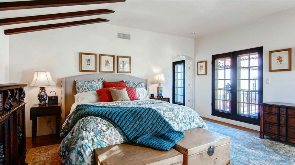 Southwest bedroom photo in San Diego