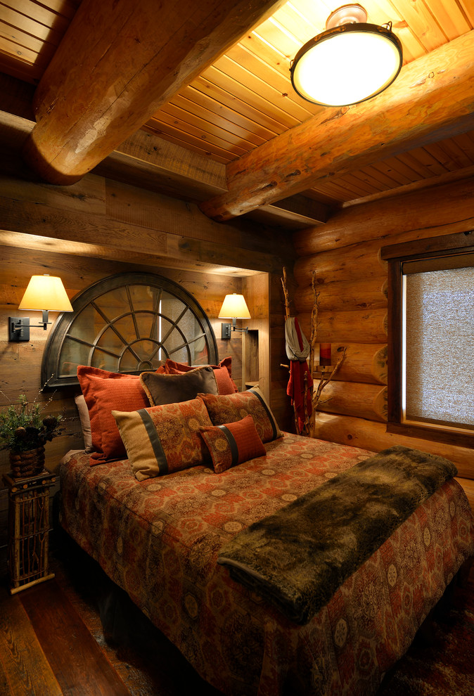 Inspiration for a rustic bedroom remodel in Minneapolis