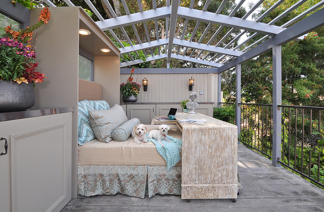 Outdoor shop murphy bed