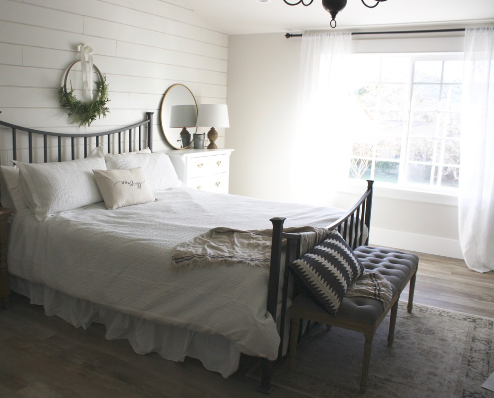 Inspiration for a rural bedroom in Seattle.