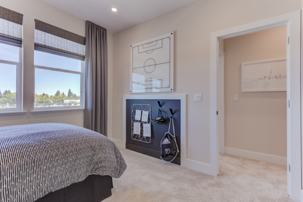 Bedroom - guest carpeted and beige floor bedroom idea in San Francisco