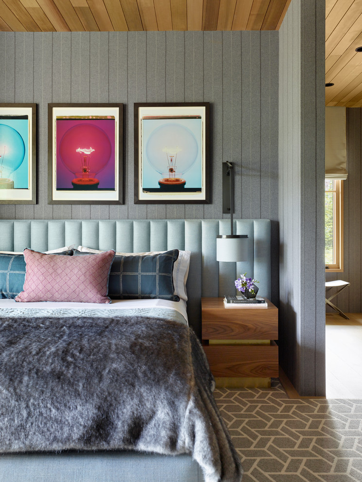 Design ideas for a contemporary guest bedroom in San Francisco with grey walls.