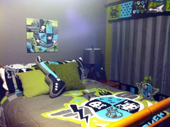 Teen Boy Room- Guitars! - Traditional - Bedroom - Minneapolis - by ...