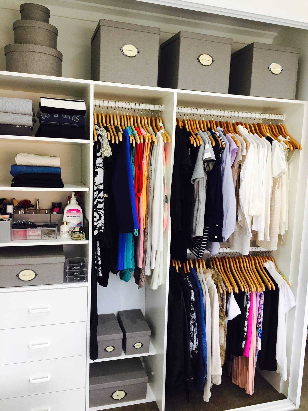 teen girls closet organization