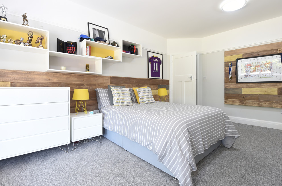 Esempio di una camera da letto design di medie dimensioni con moquette e pavimento grigio