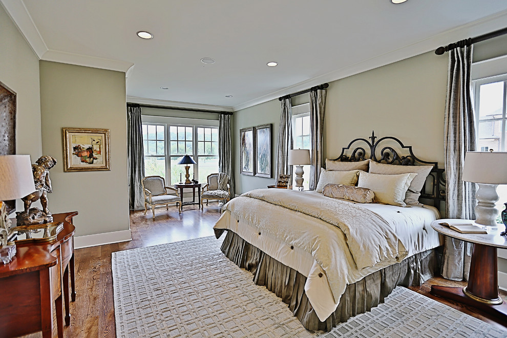 Inspiration for a large traditional master bedroom in Nashville with grey walls, carpet and no fireplace.