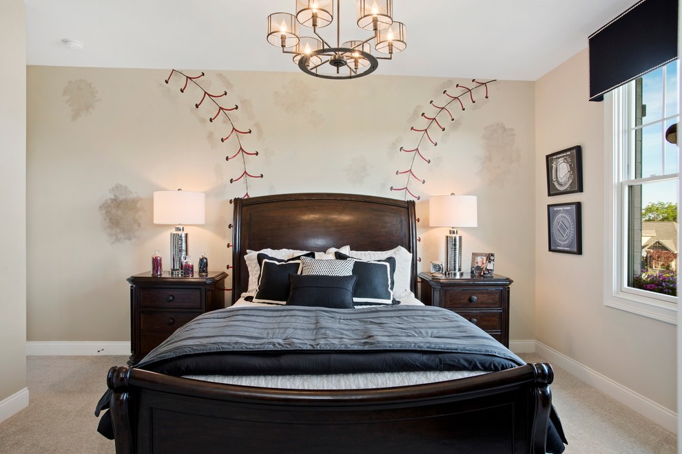 Design ideas for a classic bedroom in Cincinnati.