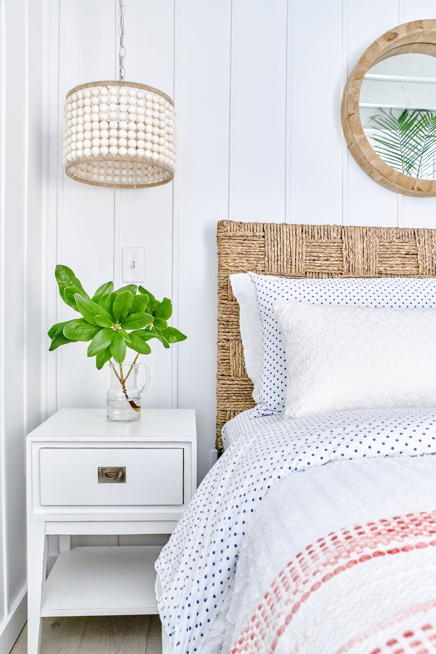 75 Beautiful Small Master Bedroom Pictures Ideas May 2021 Houzz