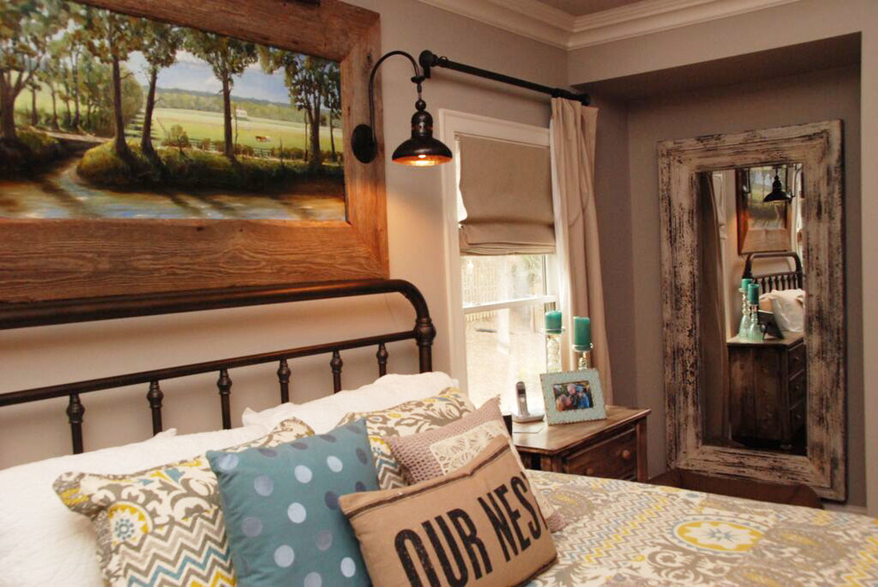 Bedroom - mid-sized country master dark wood floor bedroom idea in Atlanta with beige walls