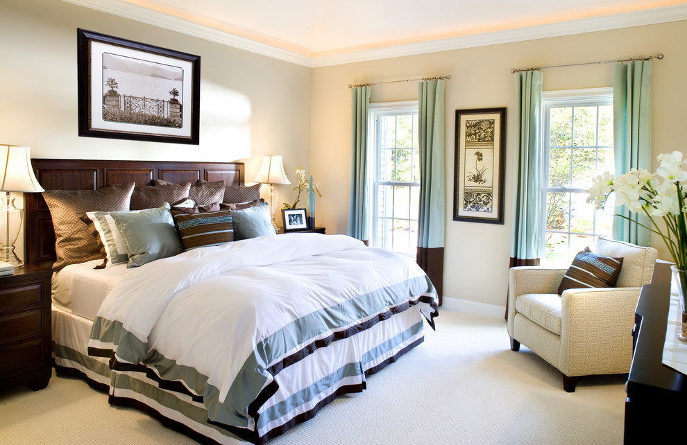 Inspiration for a traditional bedroom in Boston with beige walls, carpet and no fireplace.