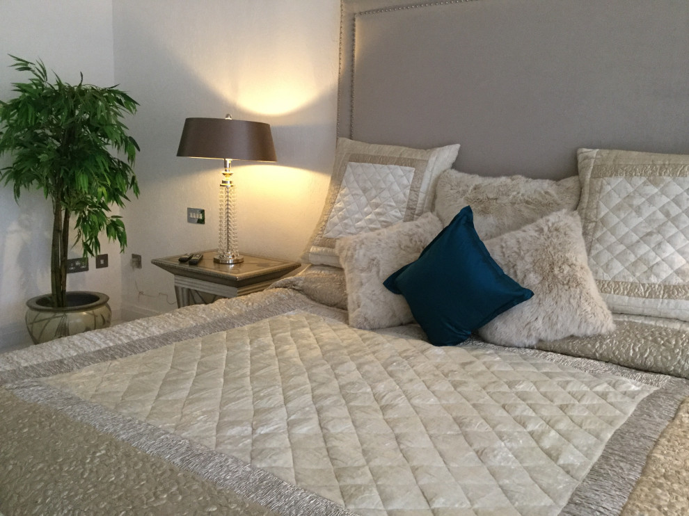 The WOW FACTOR In WHITECRAIGS Two Bedrooms Modern Bedroom