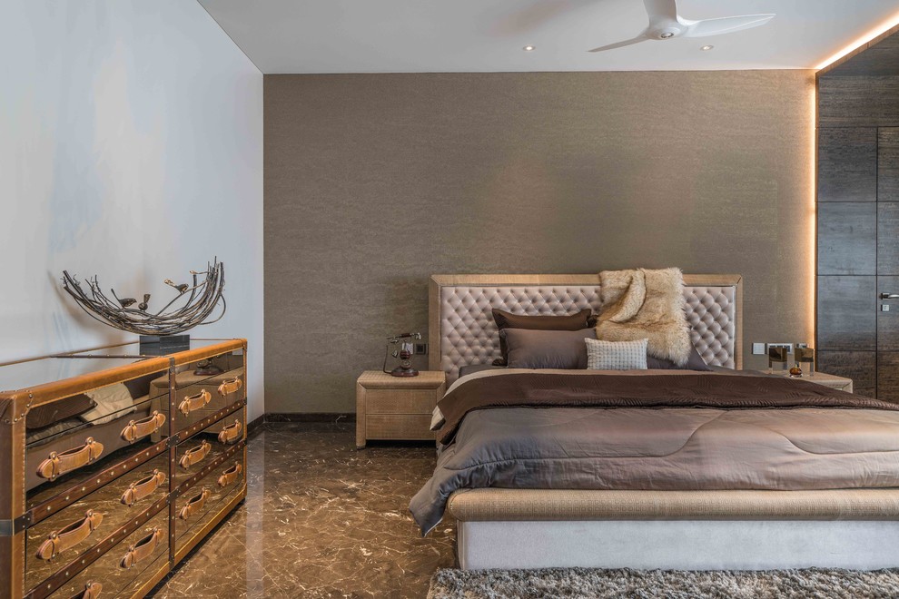 Bedroom - contemporary bedroom idea in Hyderabad