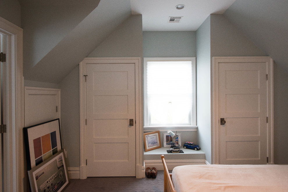 Inspiration for a large coastal guest bedroom remodel in New York with gray walls and no fireplace