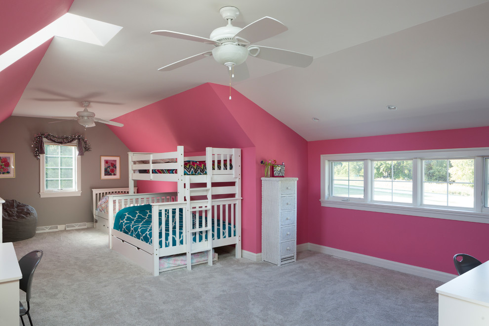 Inspiration for a large craftsman carpeted and gray floor bedroom remodel in Milwaukee with pink walls