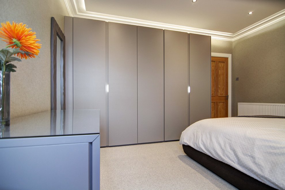 Townhouse Master Bedroom Contemporary Bedroom Glasgow by