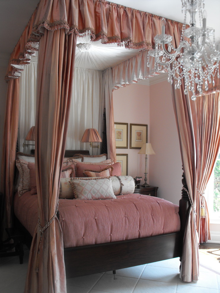 Traditional Residental Traditional Bedroom Toronto by Main