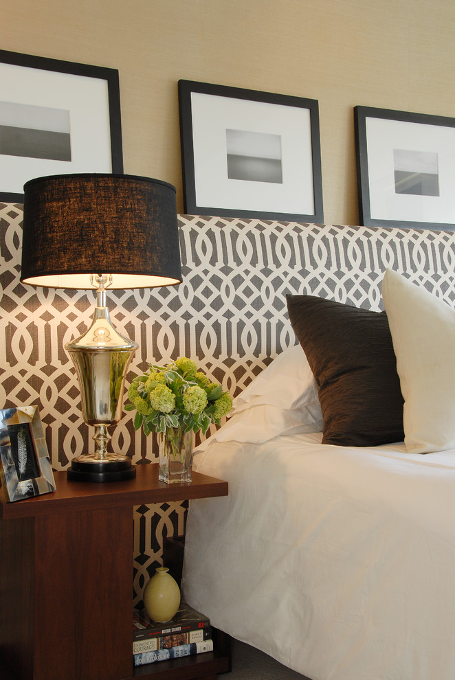 Bedroom - transitional bedroom idea in Los Angeles with beige walls