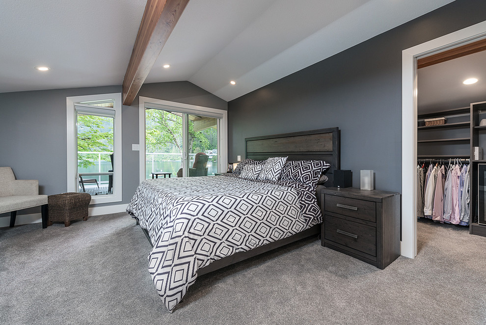 Inspiration for a mid-sized transitional master carpeted and gray floor bedroom remodel in Vancouver with gray walls